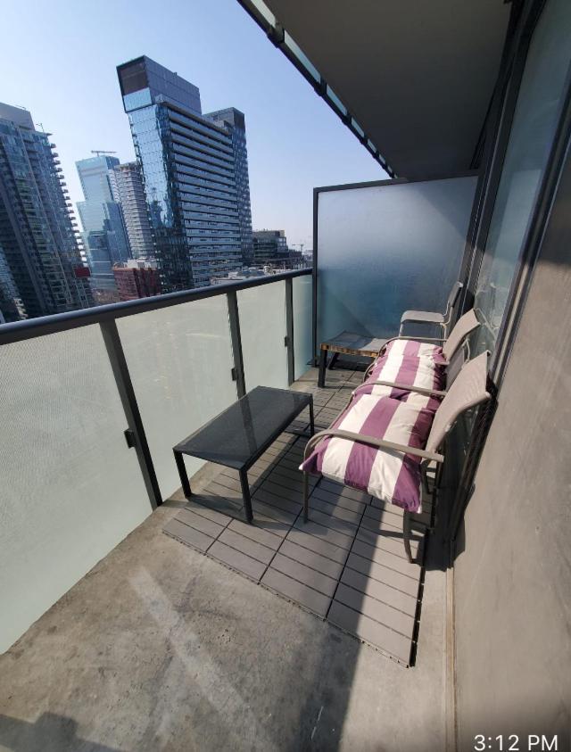 Comfortable Central Downtown Condo - Toronto Exterior photo