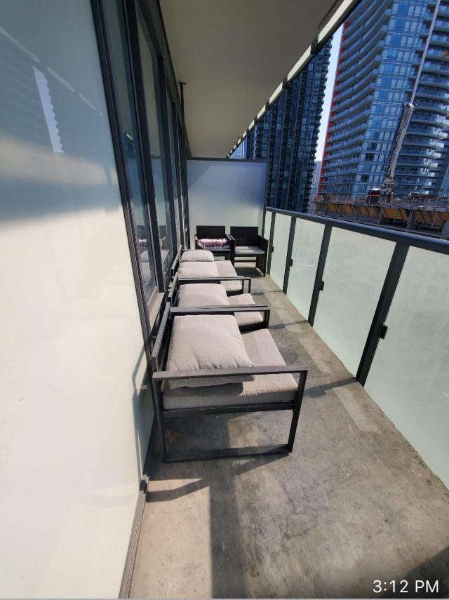 Comfortable Central Downtown Condo - Toronto Exterior photo